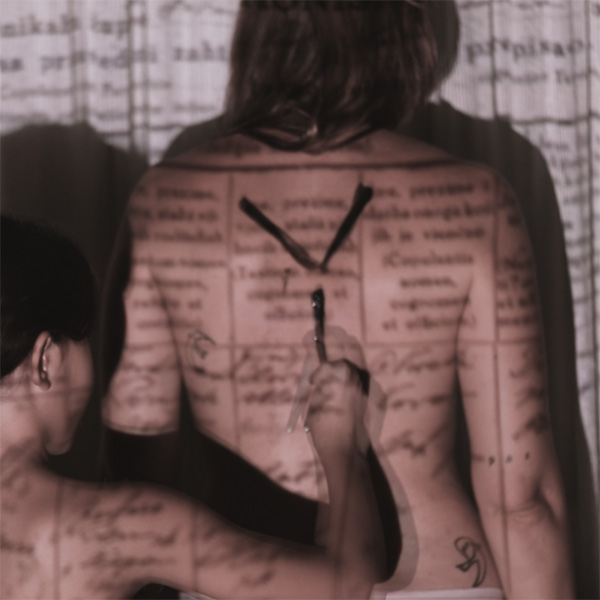 V (ENTRE)